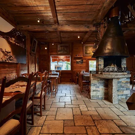 アパート Au Vieux シャンペクス