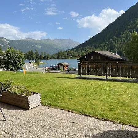 アパート Au Vieux シャンペクス